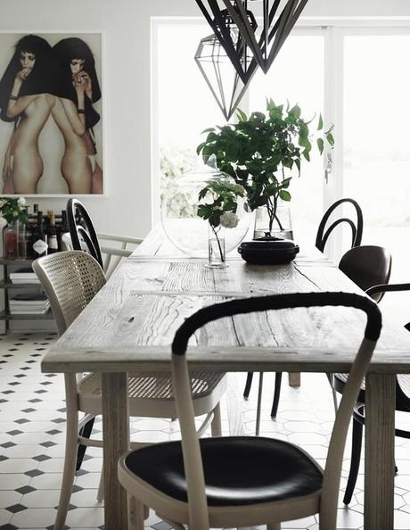 Un toque de negro con estilo rock, en una decoración nordica