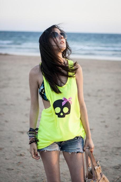 camiseta fluor calavera