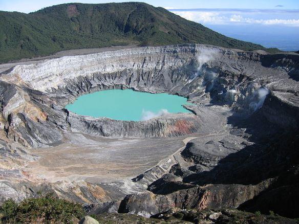 Volcán de Poás. Foto tomada de Wikimedia Commons.