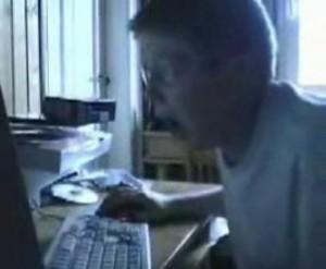 03 300x247 La esclavitud de lo social