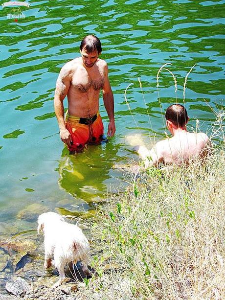 DE PICNIC EN EL EMBALSE DE PICADAS (MADRID)
