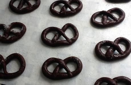 Galletas Pretzel de Chocolate