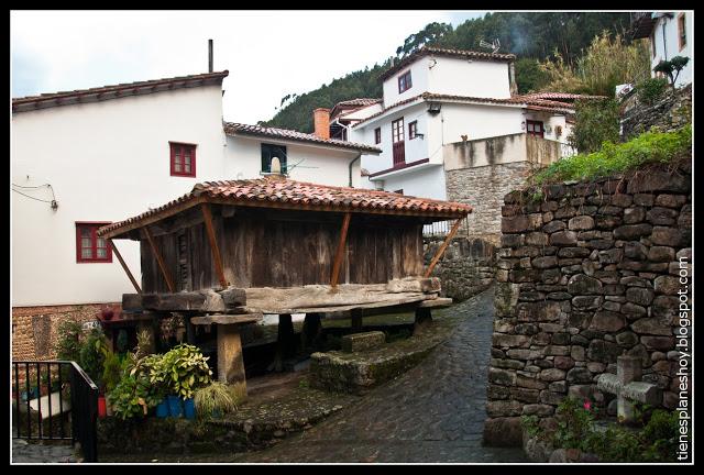 Tazones (Asturias)