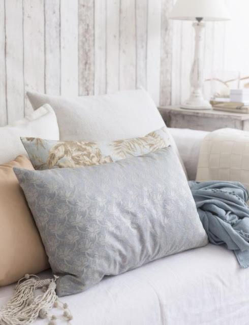 UN INSPIRADOR SALON EN TONOS NATURALES