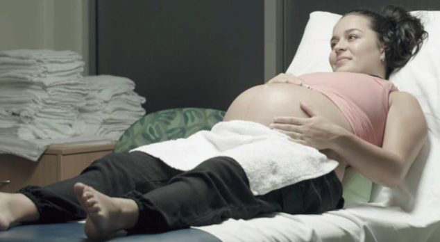 Ecografía - Tu hija es lesbiana