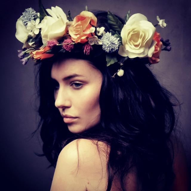 FLOWER CROWN