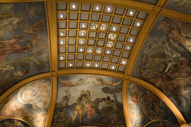 Edificio del Pacífico  / Pacífico building