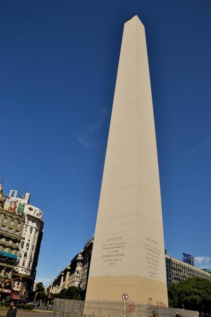 El Obelisco  / The Obelisk