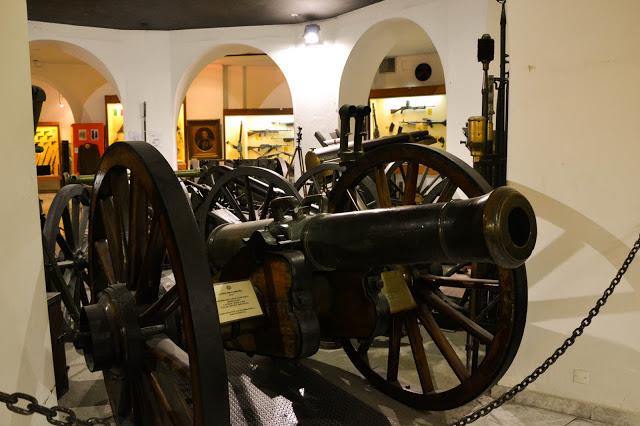 Museo de Armas de la Nación  /  Weapons Museum
