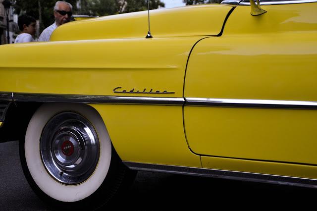 Autos Clásicos  /  Classic Cars