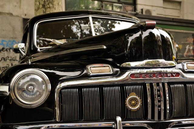 Autos Clásicos  /  Classic Cars