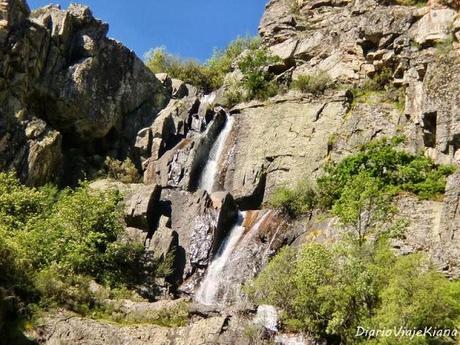 Pueblos Arquitectura Negra de Guadalajara - Chorrera Despeñalagua