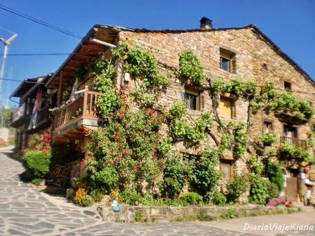 Pueblos Arquitectura Negra de Guadalajara - Chorrera Despeñalagua