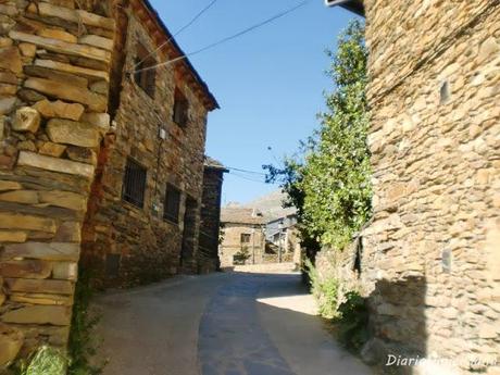 Pueblos Arquitectura Negra de Guadalajara - Chorrera Despeñalagua