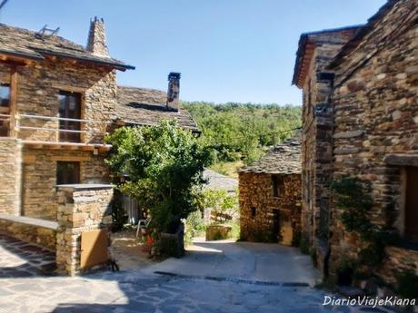 Pueblos Arquitectura Negra de Guadalajara - Chorrera Despeñalagua