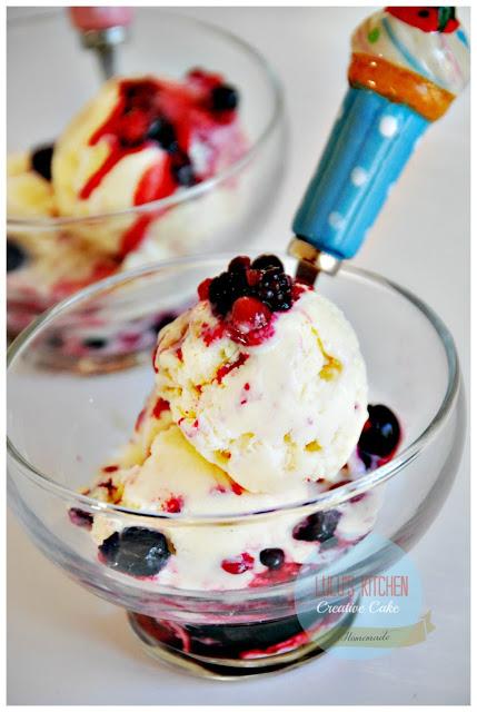 HELADO RIZADO DE FRUTOS ROJOS DEL BOSQUE