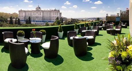 u Fantásticas vistas desde la terraza en los Jardines de Sabatini