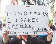 A tres años de sancionado el matrimonio igualitario, el recuerdo de la barbarie anti-gay