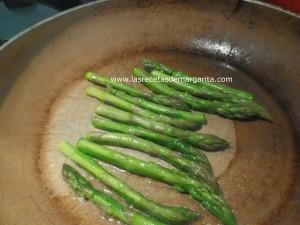 Escalopines de Ternera con espárragos