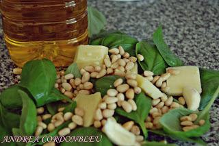TORTELINIS DE ESPINACAS Y RICOTTA CON SALSA DE PESTO. DÍA 1 EN OXFORD