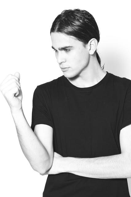 Test by Alexis Negrin