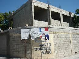 Paralizados hace 2 meses trabajos construcción escuela en Barahona.