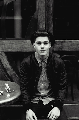 Ok. It's true... WE LOVE HIPSTERS