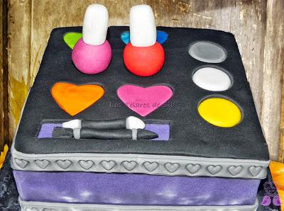 TARTA FONDANT CAJA DE MAQUILLAJE