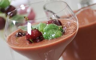 Gazpacho de Cereza si con cerezas hay que arriesgarse