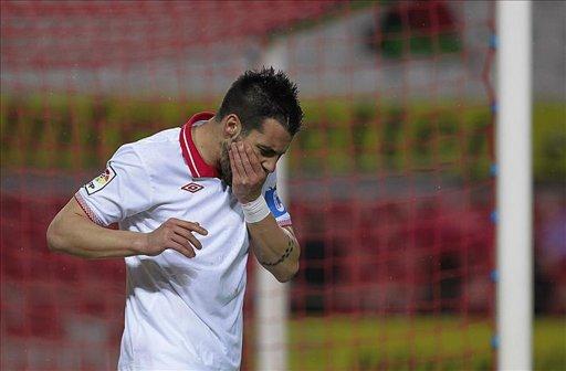 El Sevilla hace oficial el traspaso de Negredo al Manchester City