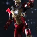 Figura de la Mark XVII de Iron Man 3 de Hot Toys