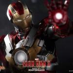 Figura de la Mark XVII de Iron Man 3 de Hot Toys