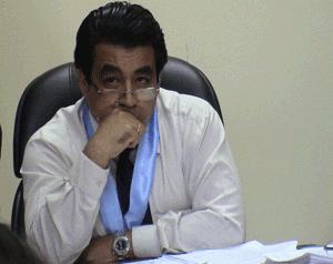 MUFARECH AMENAZA APLASTAR AL ALCALDE DE HUACHO…