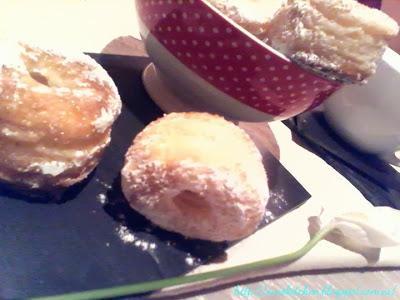 Crocodonuts con miel de acacia - Crocodonuts gogosi de foietaj cu miere