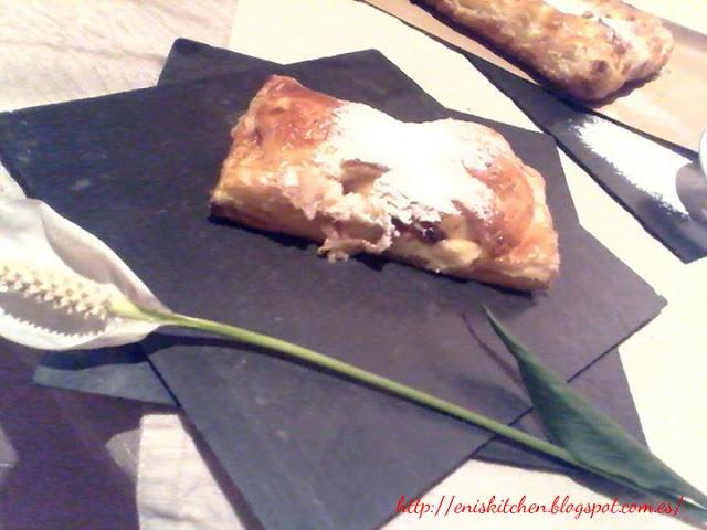 Pastel de hojaldre con manzana y canela - Prajitura foietaj cu mere si scortisoara