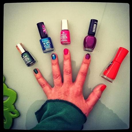 Probando esmaltes de uñas: Rimmel, Mavala y Astor