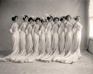 POESÍA: FIESTAS CON EL CHIVO ANCESTRAL