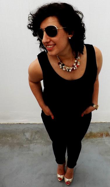 VIERNES CON NEGRO Y DORADO