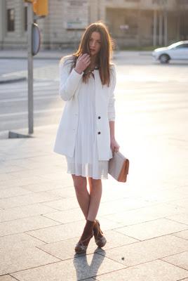 Total White Look