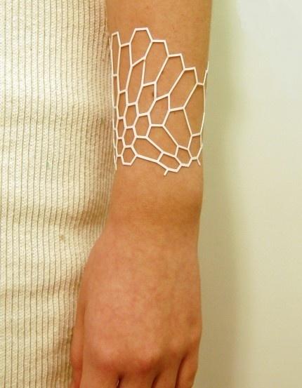 brazalete diseñado con laser cut