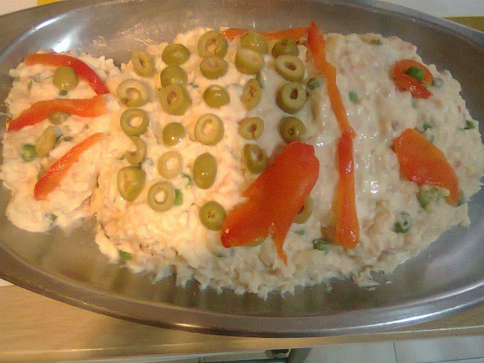 Ensaladilla rusa con forma de pez