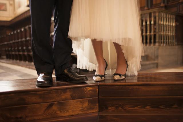 Nos vamos de boda con zapatos negros