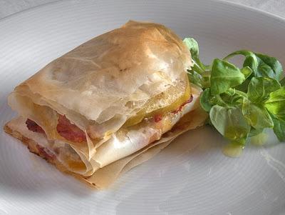 Milhojas de lomo ibérico y manzana