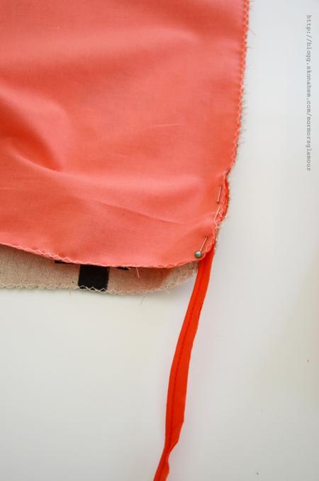 tinta para tejidos decoración manualidades deco hacer cojines en casa estampar cojines en casa con patata DIY   Cojín estampado con una patata decoración bricolaje inspiración textiles blog interiores y decoración nórdico 