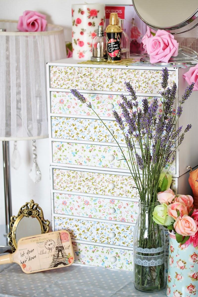 Mueble shabby chic para organizar el maquillaje by Tape Pink - Paperblog