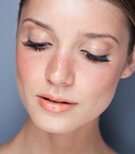 Maquillaje efecto piel quemada por el sol