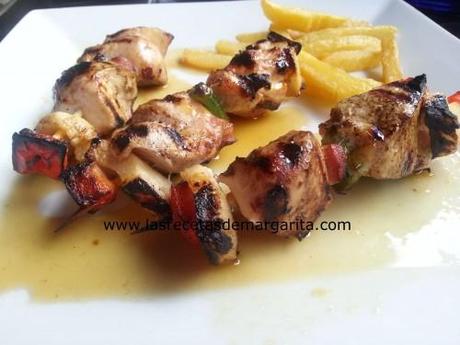Mini brocheta de pollo, beicon y piña-Semana del 15 al 21 de Julio
