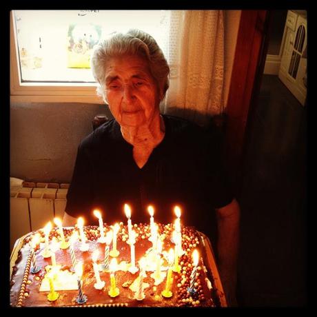 HOY COMPARTIMOS.......ME LO CONTÓ MI ABUELO/A