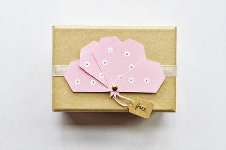 Tutorial e imprimible: mini abanicos de papel Tutorial e imprimible: mini abanicos de papel