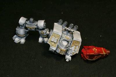 Capas de Gris Claro y Fire Red en el Dreadnought